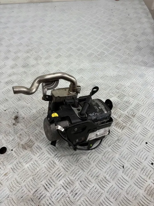 Chauffage stationnaire Webasto OEM 7N0815005AB VW Sharan image 2