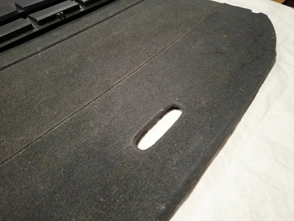 Alfombrilla de maletero trasera OEM 5P5858833A/5P5858834A image 4