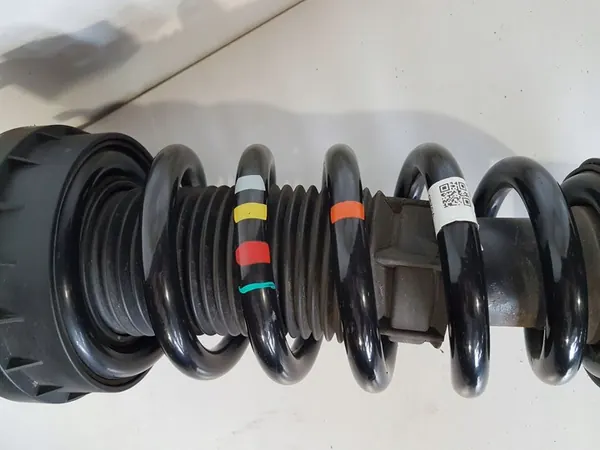 Fram stötdämpare Jaguar F-Pace 2016 HK8318B036ME image 4