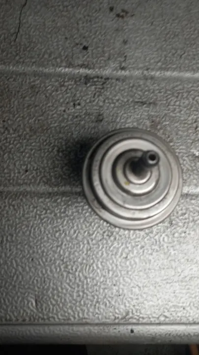 Válvula EGR usada para VW Passat B5 1.9TDI image 2