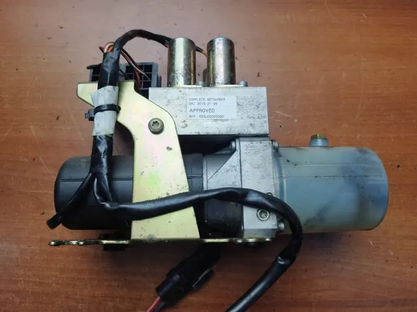 Pompe de toit Renault Megane Cabrio image 6