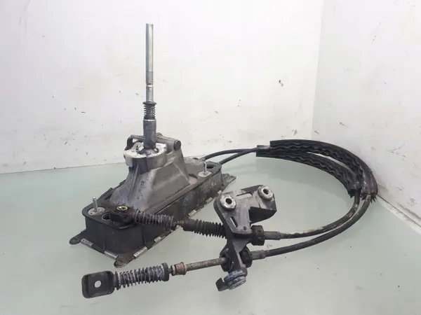 Skoda Octavia Mk2 Versnellingspook OEM 1K0711091A image 2
