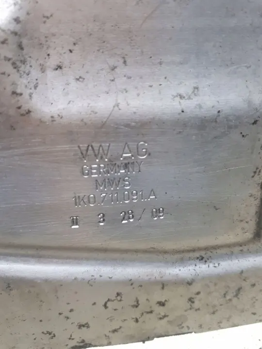 Skoda Octavia Mk2 Versnellingspook OEM 1K0711091A image 6