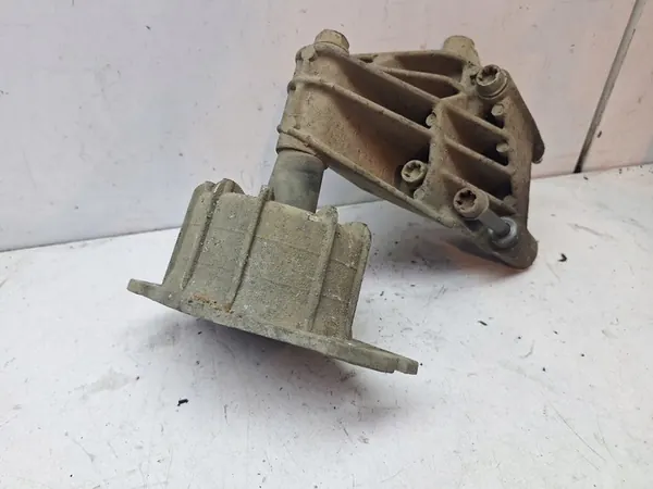 ALFA ROMEO 147 00-04 Vaihteiston tuki 1.6 16V OEM image 2