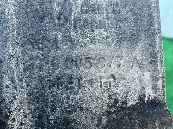 VW Touareg 7P Front Left Wheel Arch 7P6805977A image 3