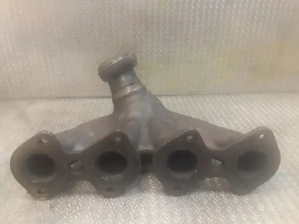 Mercedes-Benz C W203 Pakoputken keräin OEM MDY14919 image 4