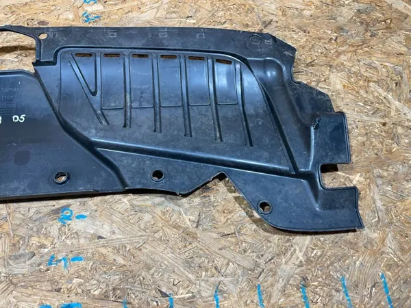 OEM 4N0807081B Bältesförstärkning Fram Audi A8 D5 image 6