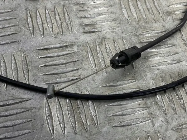 Verrou de capot OEM FOB31848 pour Jeep Grand Cherokee 2015 image 4