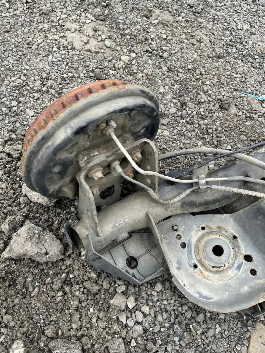 Kit de Poutre de Suspension Arrière OEM Renault Clio V 1.5 image 7