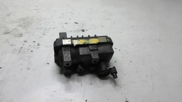Actuador Turbo Jaguar XF OEM 6NW008412 - Usado image 2