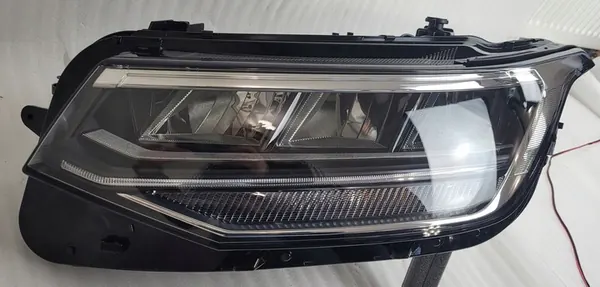Farol dianteiro esquerdo Full LED VW Tiguan II 2020 5NB941035C image 4