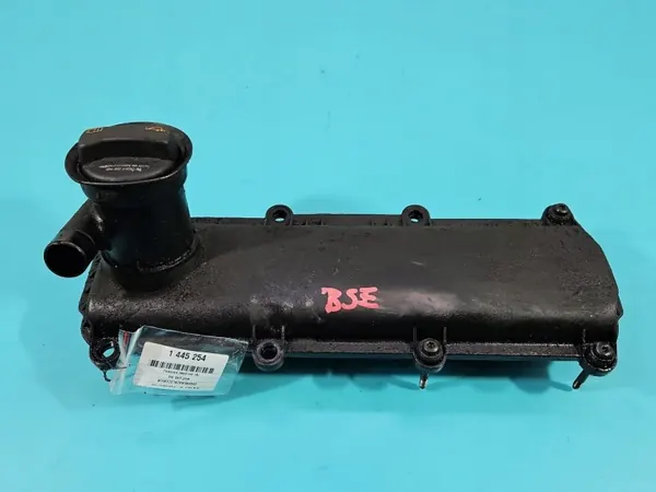 Venttiilikansi OEM 06A103469AL VW Golf Plus 1.6:lle image 4