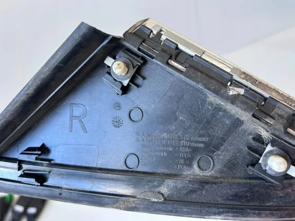 Triangle de garde-boue Mercedes B 246 OEM 2466902087 image 3
