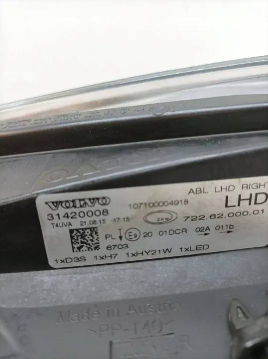 Volvo V40 II (2012-2019) Farol Xénon direito 31420008 image 5