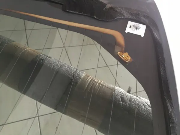 Heckklappenglas Suzuki Swift MK8 17- OEM Teil image 6