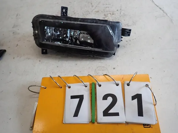 Farol Halógeno Esquerdo VW CRAFTER II MAN TGE 17- 7C0941661A image 2