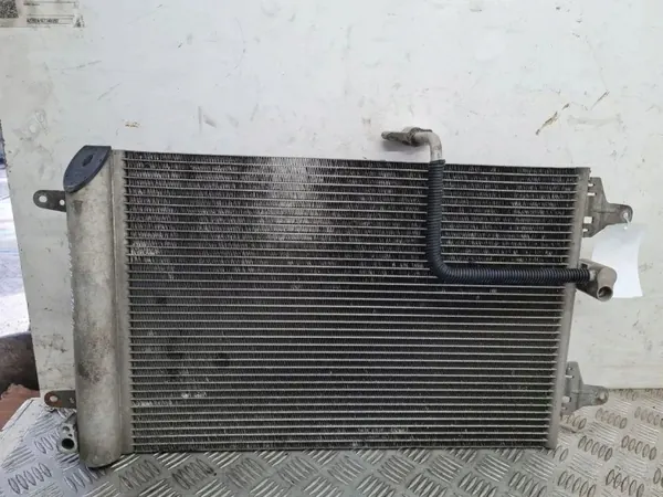 Condenseur AC VW SHARAN OEM 7M38200411E Occasion image 3
