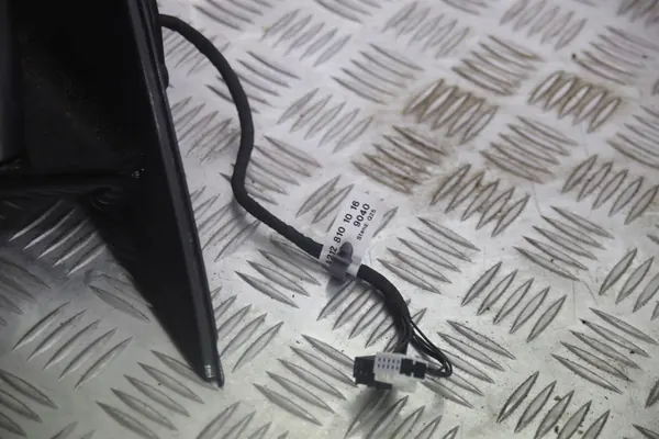MERCEDES W212 Oikea Peili 13 Pin 8101019 image 3
