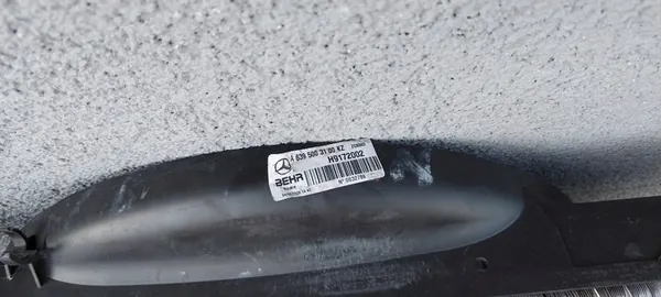 Radiateur Mercedes Vito 639 2.2 CDI image 5