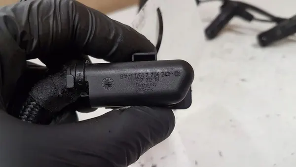 Gloeiplugkabel BMW 3 E90 E91 2007 image 2