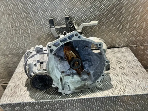 Växellådhus OEM 0A4301103 - Begagnad VW Del image 2