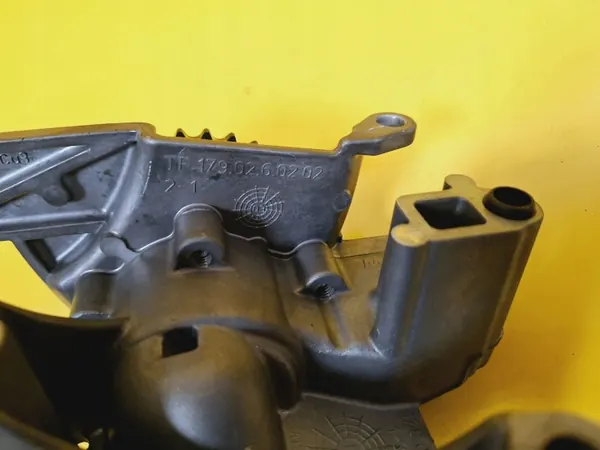Oljepump OEM DRC95824 för VW Polo IV 1.2 image 7