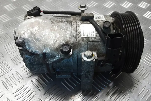 Compresor AC KIA SPORTAGE 1.6L diésel 97701D7500 image 5