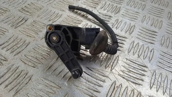 Alavanca sensor nível Bentley OEM 3W0941286B - Usado image 3