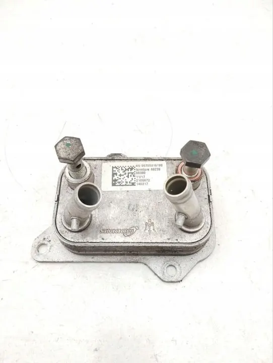 Arrefecedor de óleo Maserati OE OEM 670031618 - Usado image 2
