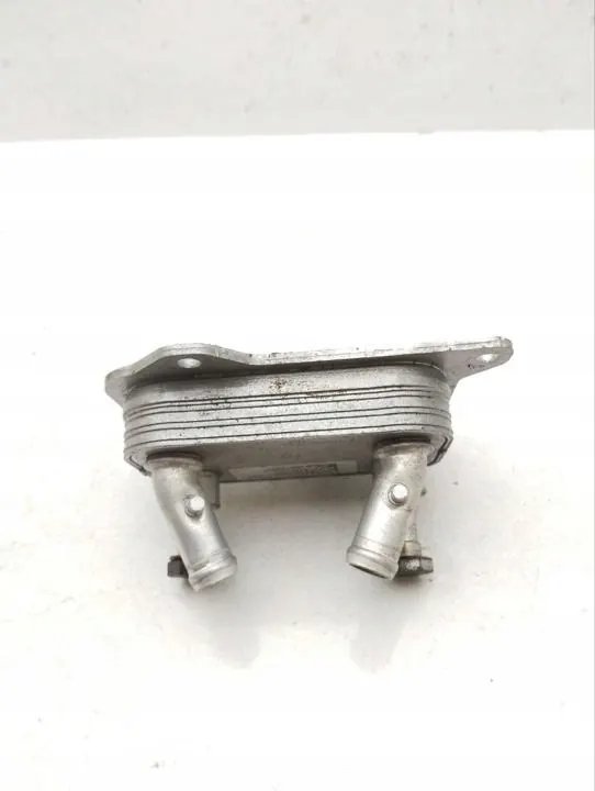 Arrefecedor de óleo Maserati OE OEM 670031618 - Usado image 4