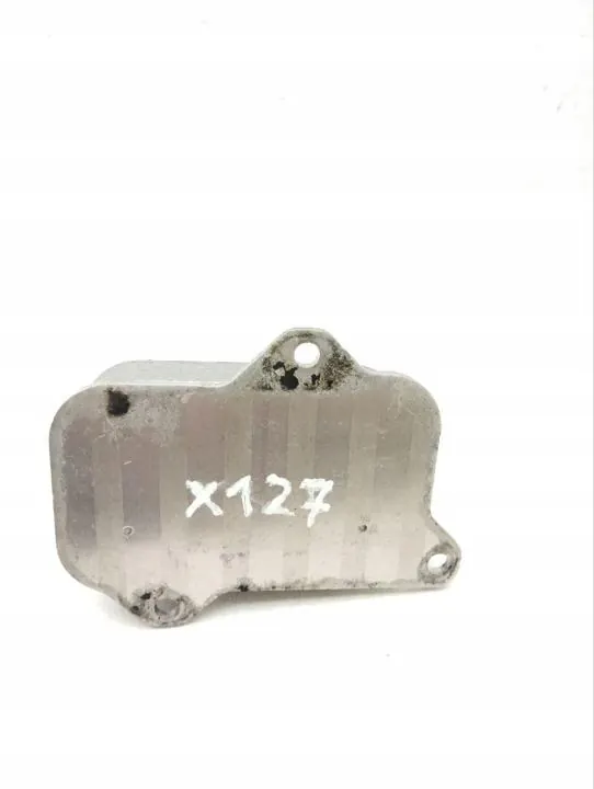 Arrefecedor de óleo Maserati OE OEM 670031618 - Usado image 7