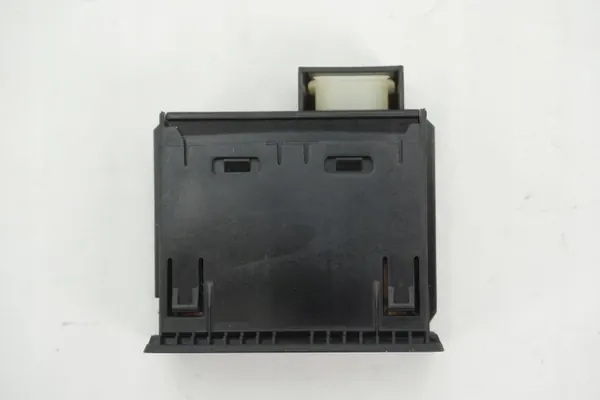 USB-Anschluss OEM 253316UA0 für Nissan Qashqai image 5