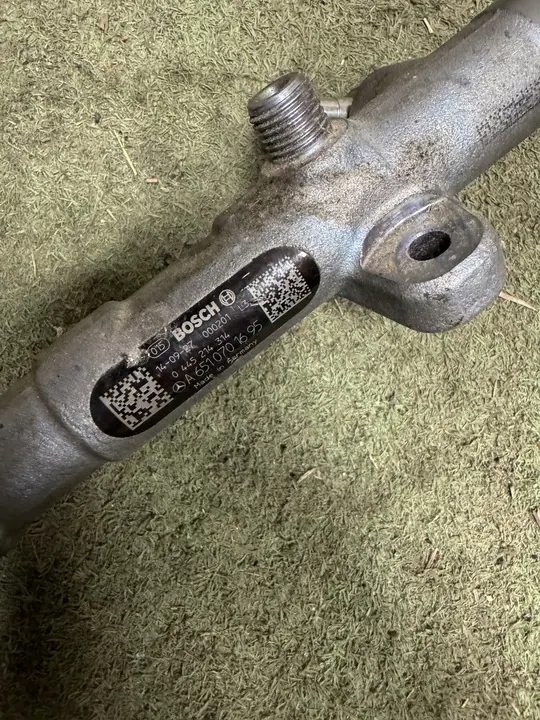 Rampa de combustible Sprinter Vito W639 A6510700495 image 5