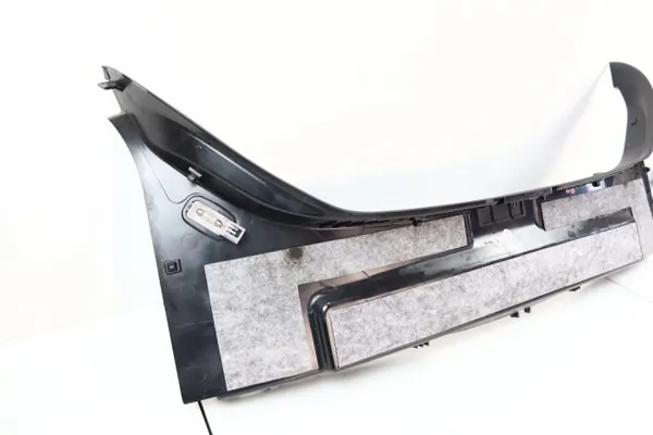 Mercedes CLS W219 Kofferraumleiste Abdeckung OEM 2196930291 image 6