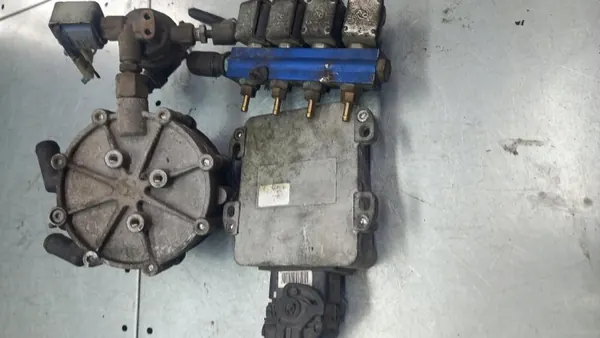 Kit GPL FORD pour Mondeo MK3 1.8B - OEM d'occasion image 5