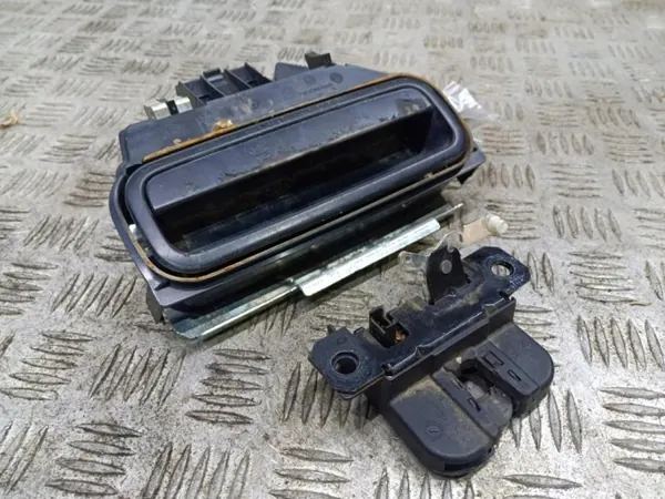 OEM Wrakowisko-15715- Heckklappengriff für VW Caddy image 2