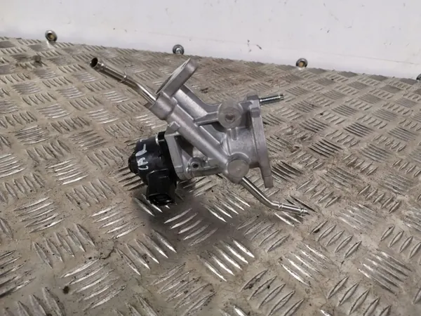 Toyota C-HR I 2021 EGR-ventil OEM 2562037140 image 2