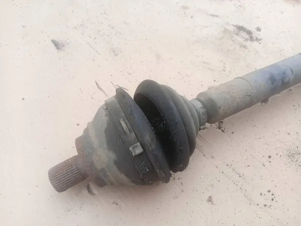 Höger Halvaxel 1K0407272PC DSG 7B VW Touran I Lift 1.9 TDI BLS image 3