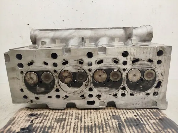 Engine Head Renault Nissan 1.5 DCI 7701473181 image 9