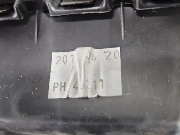 Tapicería Puerta Trasera Derecha OEM 83734-54P1R Suzuki image 6