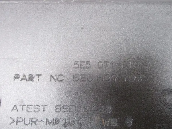 Skoda OE Spoiler 5E5071610 Octavia IV Sedanille image 7