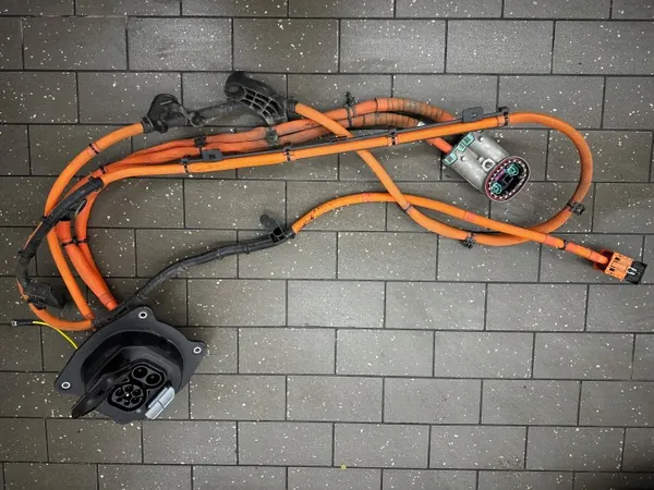 BMW OEM 5B36777 Oplaadkabel - Gebruikt image 2
