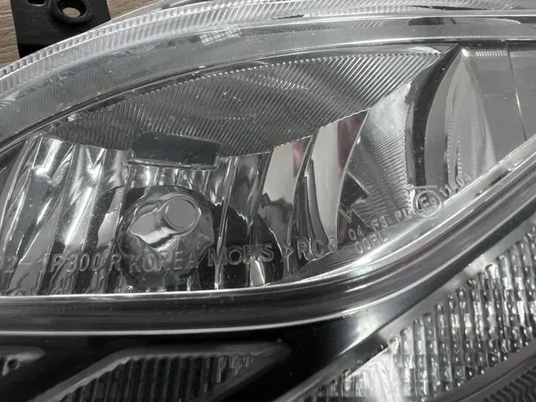 OEM 922021P Oikea halogen-LED Kia Venga Liftille image 4