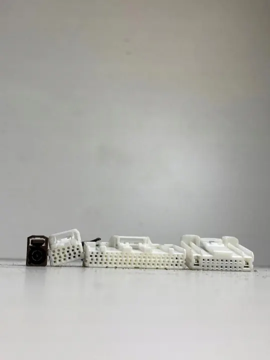 OEM 28330-4GN5F Radio-liitin Infiniti Q30:lle image 3
