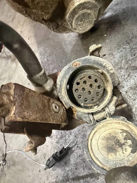 Kit d'attelage remorque OEM 4B0092155D Arrière Audi A6 image 6
