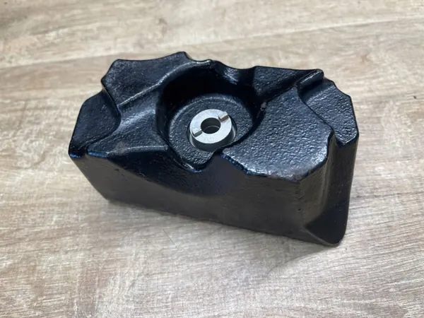 Iskunvaimenninpidike oikea taka Sport L494 KPLA3C156AC image 2