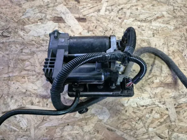 Bomba compressor suspensão OEM 9801906980 para Citroen image 2