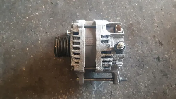 Vaihtovirtageneraattori Subaru Legacy IV Impreza Forester 2.0D image 2