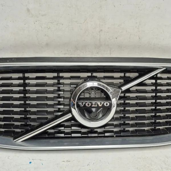 VOLVO XC90 II R-DESIGN Grill 31408442 image 4