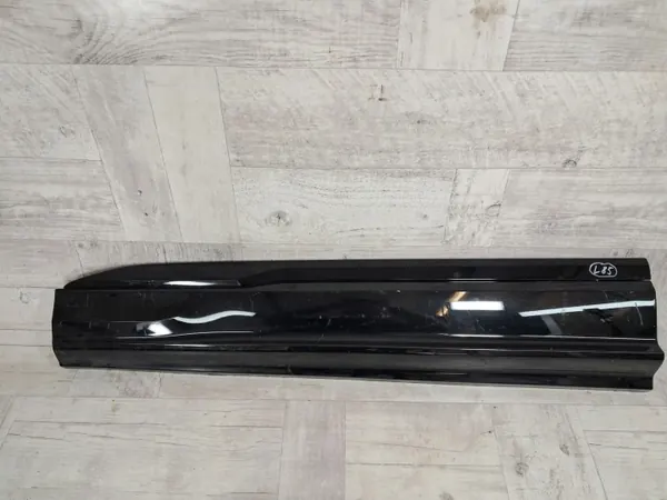 Audi Q7 II Dörrlist OEM 4M0853959N Vänster Fram image 2